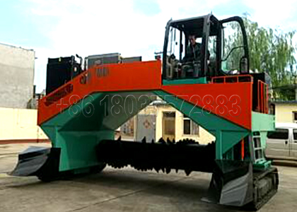 Hydraulic Compost Manure Making Machine